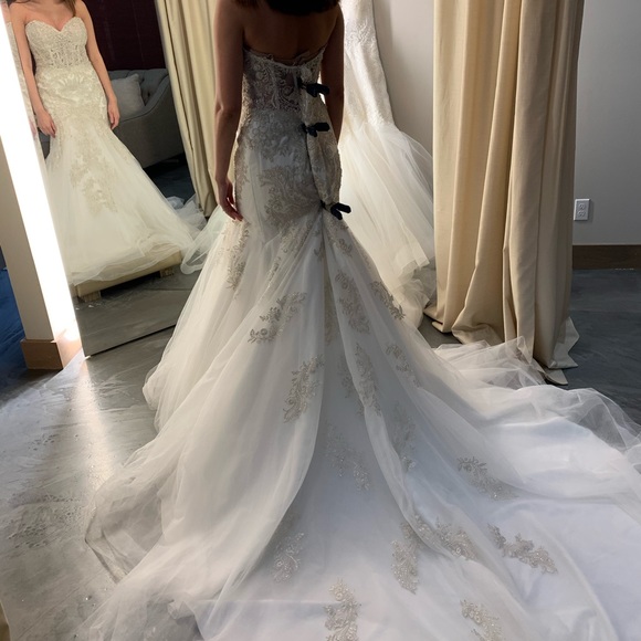 Stella York Sheer Lace and Tulle Wedding Dress - Picture 5 of 15